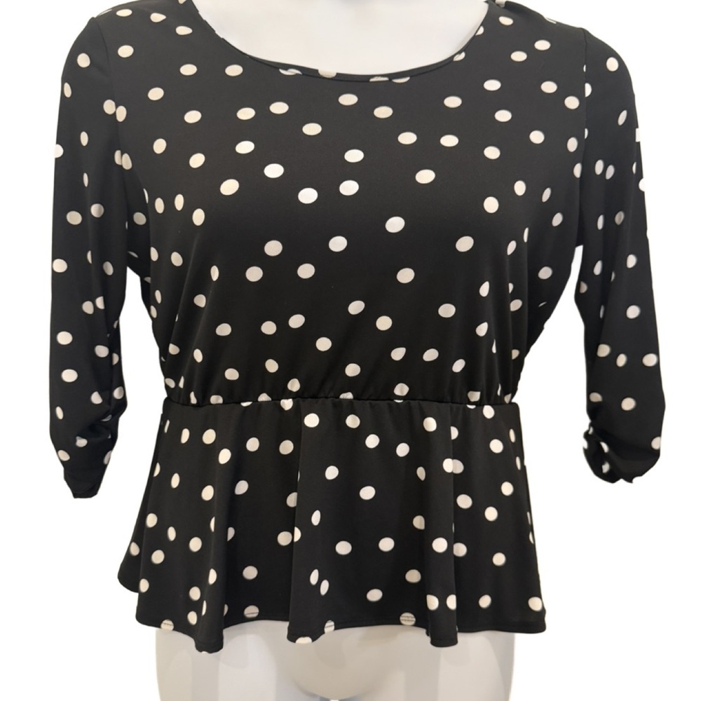 NY Collection Black and White Polka Dot Blouse. PL